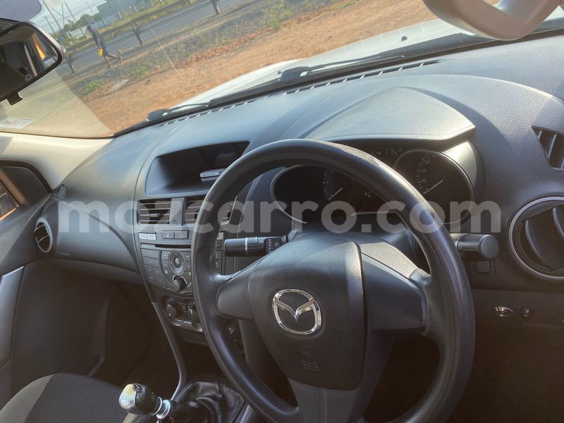 Big with watermark mazda bt 50 maputo maputo 33250