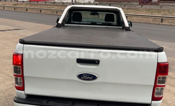 Nunua Ilio tumika Ford Ranger Nyeupe Gari ndani ya Maputo nchini Maputo Nunua Ilio tumika Ford Ranger Nyeupe Gari ndani ya Maputo nchini Maputo