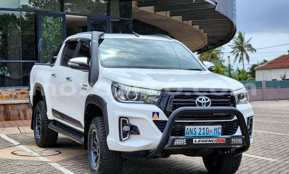 Comprar Novo Toyota Hilux Branco Carro em Maputo em Maputo Comprar Novo Toyota Hilux Branco Carro em Maputo em Maputo
