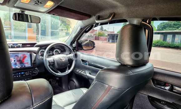 Comprar Novo Toyota Hilux Branco Carro em Maputo em Maputo Comprar Novo Toyota Hilux Branco Carro em Maputo em Maputo