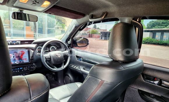 Comprar Novo Toyota Hilux Branco Carro em Maputo em Maputo Comprar Novo Toyota Hilux Branco Carro em Maputo em Maputo