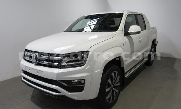 Buy Used Volkswagen Amarok White Car in Gilé in Zambezia Buy Used Volkswagen Amarok White Car in Gilé in Zambezia