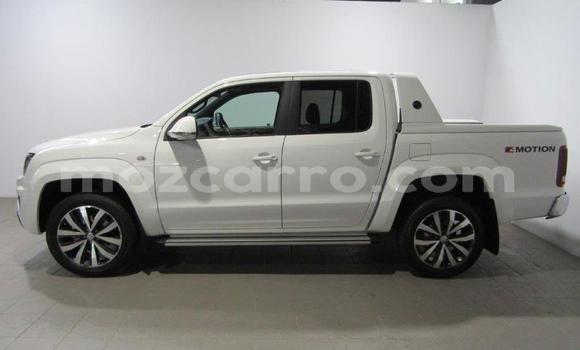 Buy Used Volkswagen Amarok White Car in Gilé in Zambezia Buy Used Volkswagen Amarok White Car in Gilé in Zambezia