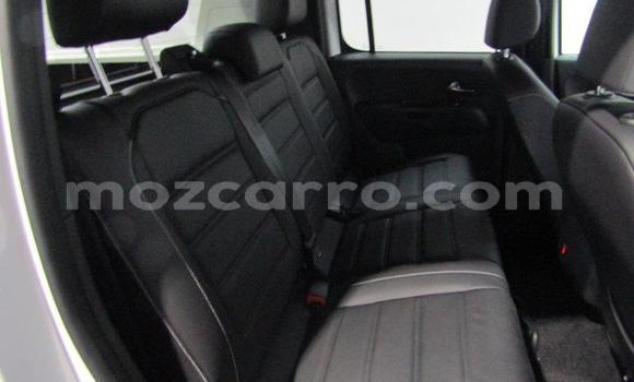 Buy Used Volkswagen Amarok White Car in Gilé in Zambezia Buy Used Volkswagen Amarok White Car in Gilé in Zambezia