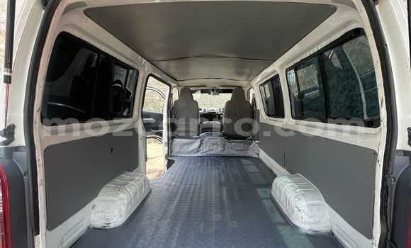 Tenga Tsaru Toyota Hiace Chena Mota in Maputo in Maputo Tenga Tsaru Toyota Hiace Chena Mota in Maputo in Maputo