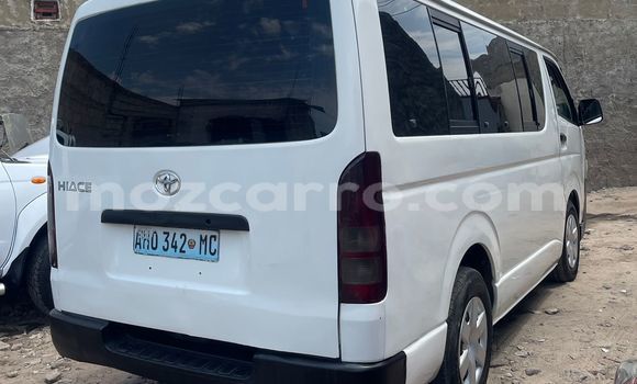 Tenga Tsaru Toyota Hiace Chena Mota in Maputo in Maputo Tenga Tsaru Toyota Hiace Chena Mota in Maputo in Maputo