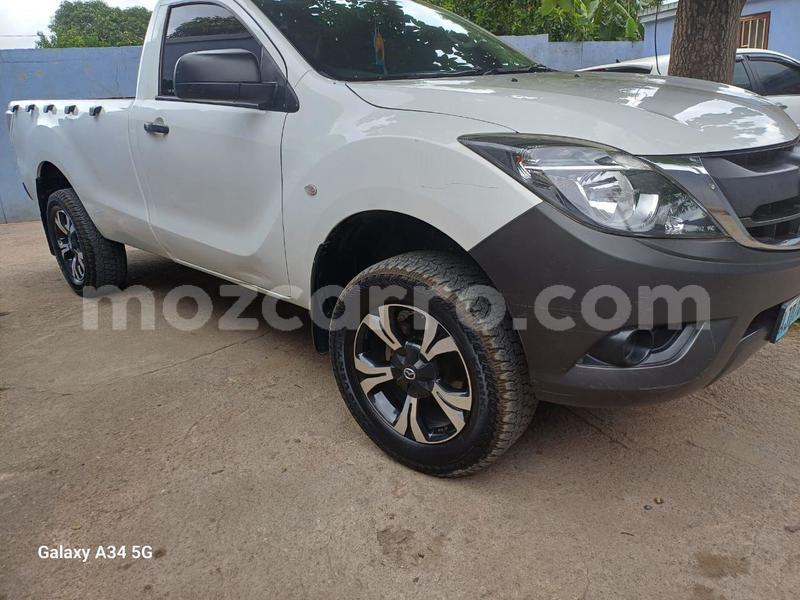 Big with watermark mazda bt 50 maputo maputo 33290