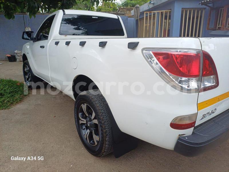 Big with watermark mazda bt 50 maputo maputo 33290