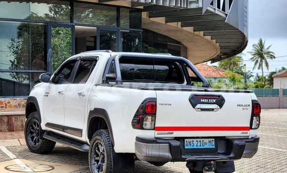 Comprar Usado Toyota Hilux Branco Carro em Maputo em Maputo Comprar Usado Toyota Hilux Branco Carro em Maputo em Maputo