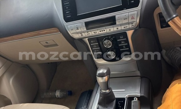 Comprar Novo Toyota Land Cruiser Prado Branco Carro em Maputo em Maputo Comprar Novo Toyota Land Cruiser Prado Branco Carro em Maputo em Maputo