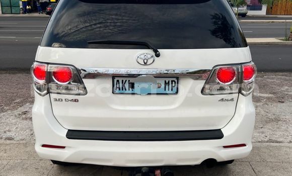 Buy Used Toyota Fortuner White Car in Maputo in Maputo Buy Used Toyota Fortuner White Car in Maputo in Maputo