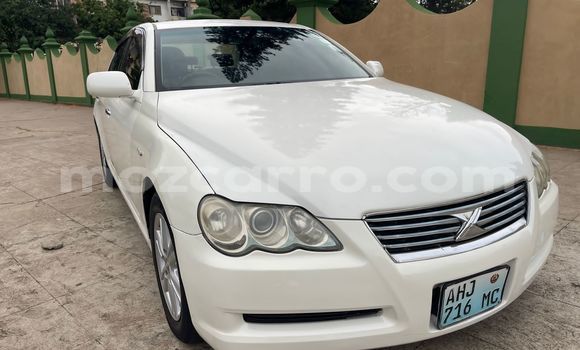 Comprar Usado Toyota Mark X Branco Carro em Maputo em Maputo