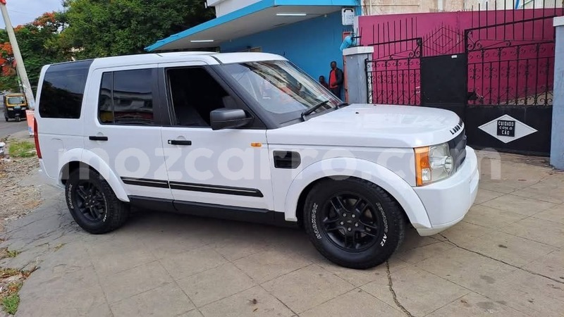 Big with watermark land rover discovery maputo maputo 33327