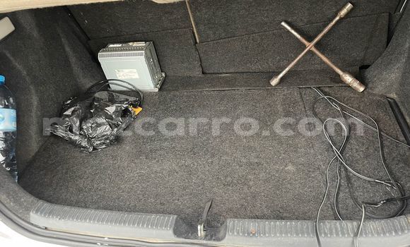 Nunua Ilio tumika Toyota Runx Fedha Gari ndani ya Maputo nchini Maputo Nunua Ilio tumika Toyota Runx Fedha Gari ndani ya Maputo nchini Maputo