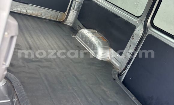 Comprar Usado Toyota Hiace Prata Carro em Maputo em Maputo Comprar Usado Toyota Hiace Prata Carro em Maputo em Maputo