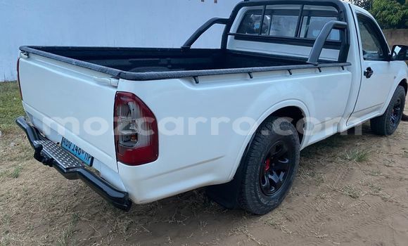 Tenga Tsaru Isuzu KB Chena Mota in Maputo in Maputo Tenga Tsaru Isuzu KB Chena Mota in Maputo in Maputo