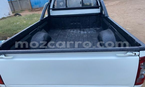 Tenga Tsaru Isuzu KB Chena Mota in Maputo in Maputo Tenga Tsaru Isuzu KB Chena Mota in Maputo in Maputo