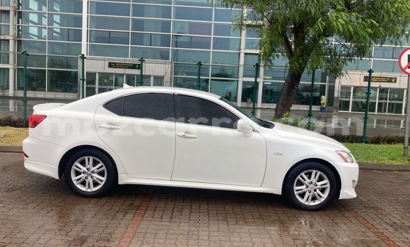 Nunua Ilio tumika Lexus IS Nyeupe Gari ndani ya Maputo nchini Maputo Nunua Ilio tumika Lexus IS Nyeupe Gari ndani ya Maputo nchini Maputo