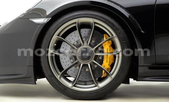 Nunua Ilio tumika Porsche 911 GT3 Nyeusi Gari ndani ya Gilé nchini Zambezia Nunua Ilio tumika Porsche 911 GT3 Nyeusi Gari ndani ya Gilé nchini Zambezia