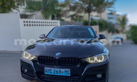 Comprar Usado BMW 3-Series Preto Carro em Maputo em Maputo