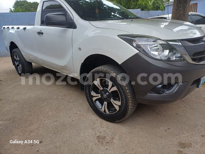 Big with watermark mazda bt 50 maputo maputo 33353