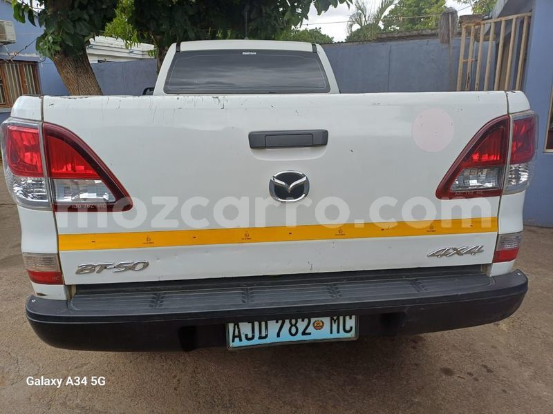 Big with watermark mazda bt 50 maputo maputo 33353