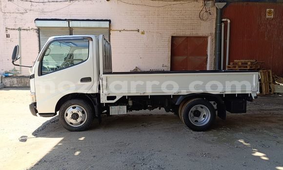 Buy Used Toyota Dyna White Car in Maputo in Maputo Buy Used Toyota Dyna White Car in Maputo in Maputo