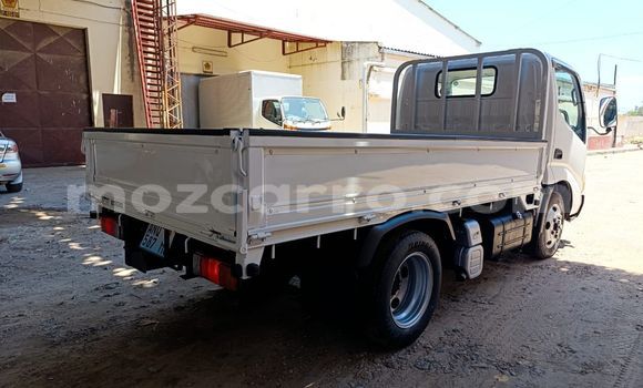 Buy Used Toyota Dyna White Car in Maputo in Maputo Buy Used Toyota Dyna White Car in Maputo in Maputo