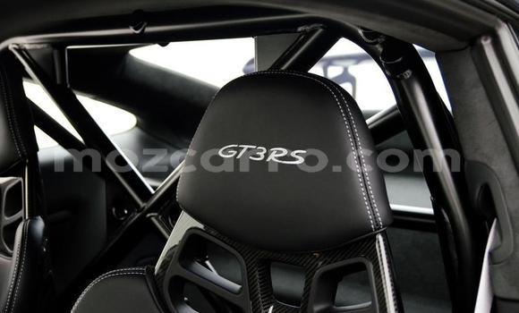Nunua Ilio tumika Porsche 911 GT3 Nyeusi Gari ndani ya Gilé nchini Zambezia Nunua Ilio tumika Porsche 911 GT3 Nyeusi Gari ndani ya Gilé nchini Zambezia