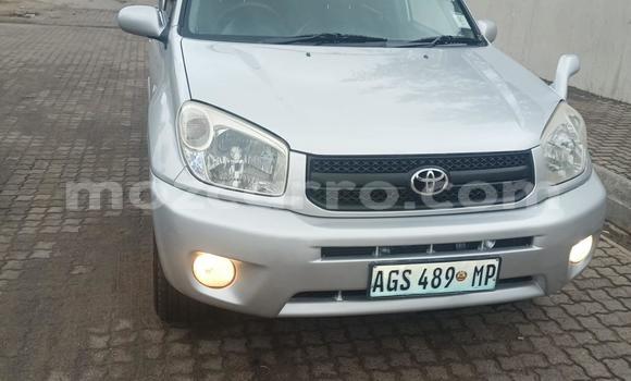 Nunua Ilio tumika Toyota RAV4 Nyingine Gari ndani ya Maputo nchini Maputo