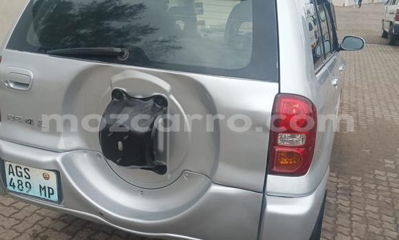 Tenga Tsaru Toyota RAV4 Zvimwe Mota in Maputo in Maputo Tenga Tsaru Toyota RAV4 Zvimwe Mota in Maputo in Maputo