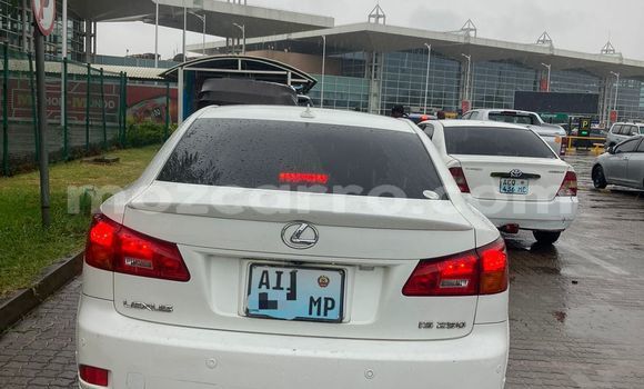 Tenga Tsaru Lexus IS Chena Mota in Maputo in Maputo Tenga Tsaru Lexus IS Chena Mota in Maputo in Maputo