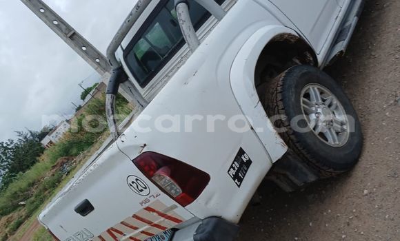 Buy Used Isuzu KB White Car in Maputo in Maputo Buy Used Isuzu KB White Car in Maputo in Maputo