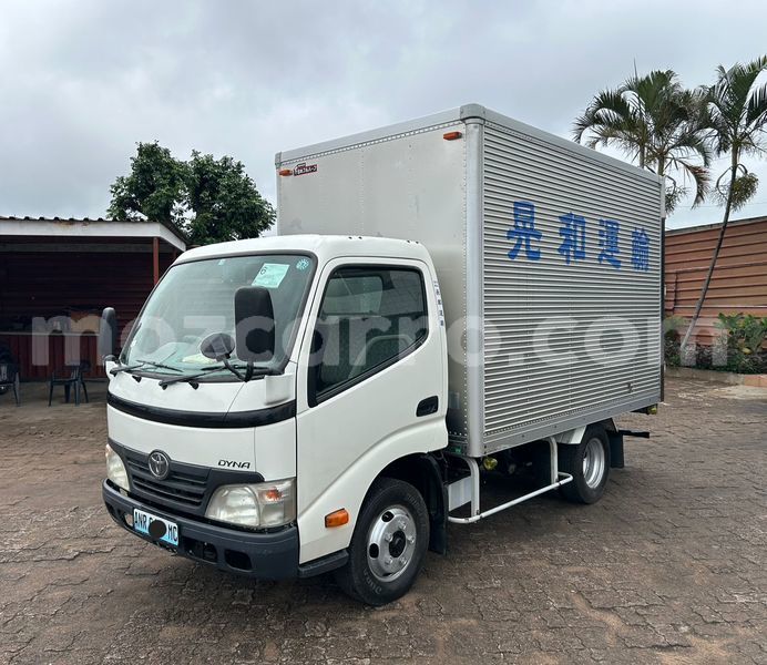 Big with watermark toyota dyna maputo maputo 33381