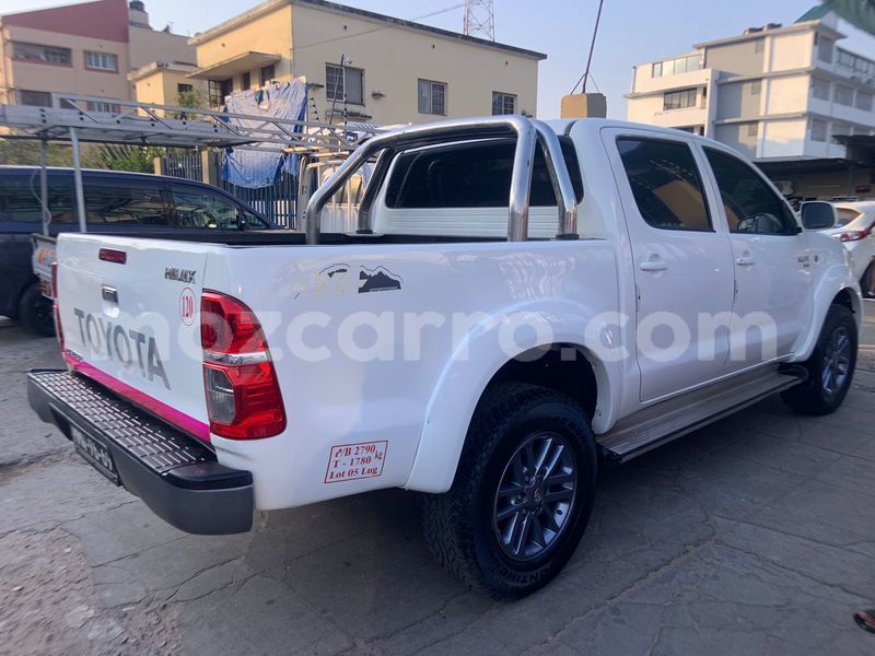 Big with watermark toyota hilux maputo maputo 33383