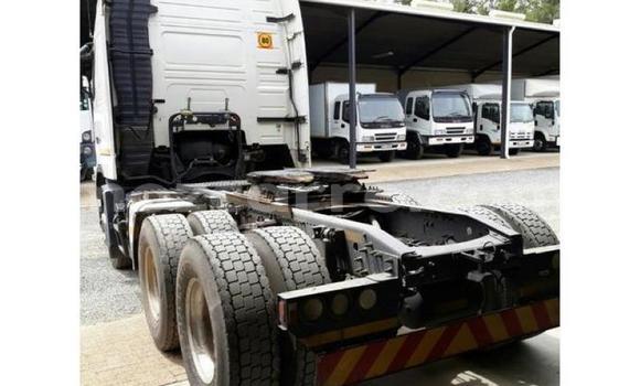 Comprar Usado Volvo F4 Branco Caminhão em Gilé em Zambezia Comprar Usado Volvo F4 Branco Caminhão em Gilé em Zambezia