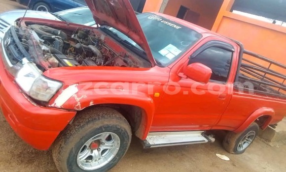 Nunua Ilio tumika Toyota Hilux Nyekundu Gari ndani ya Maputo nchini Maputo Nunua Ilio tumika Toyota Hilux Nyekundu Gari ndani ya Maputo nchini Maputo