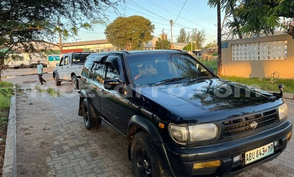 Nunua Ilio tumika Nissan Terrano Nyeusi Gari ndani ya Maputo nchini Maputo Nunua Ilio tumika Nissan Terrano Nyeusi Gari ndani ya Maputo nchini Maputo