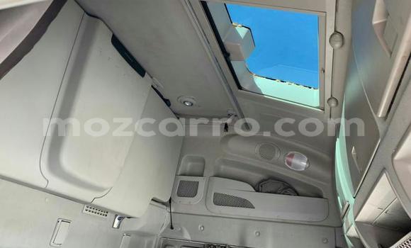 Nunua Ilio tumika Iveco Cargo Nyeupe Lori ndani ya Gilé nchini Zambezia Nunua Ilio tumika Iveco Cargo Nyeupe Lori ndani ya Gilé nchini Zambezia