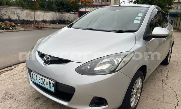 Comprar Usado Mazda Demio Branco Carro em Maputo em Maputo Comprar Usado Mazda Demio Branco Carro em Maputo em Maputo