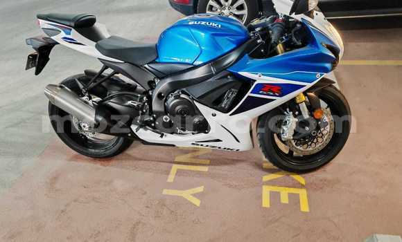 Buy Used Suzuki GSX-R Blue Bike in Maputo in Maputo