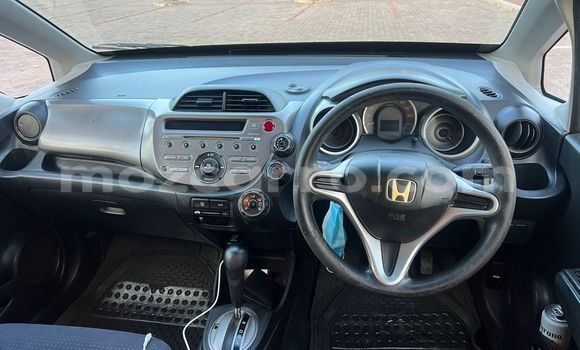 Nunua Ilio tumika Honda Fit Bluu Gari ndani ya Maputo nchini Maputo Nunua Ilio tumika Honda Fit Bluu Gari ndani ya Maputo nchini Maputo