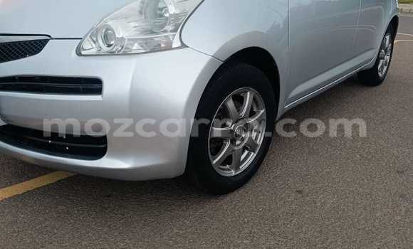 Nunua Ilio tumika Toyota Ractis Fedha Gari ndani ya Maputo nchini Maputo Nunua Ilio tumika Toyota Ractis Fedha Gari ndani ya Maputo nchini Maputo