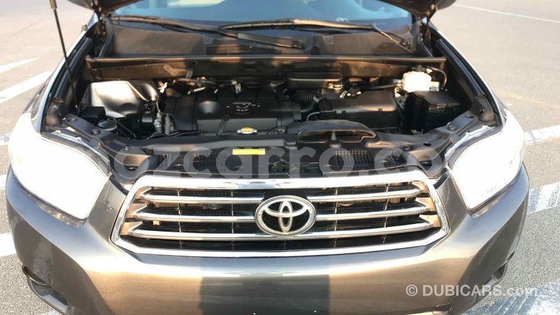 Big with watermark toyota highlander cabo delgado import dubai 5666