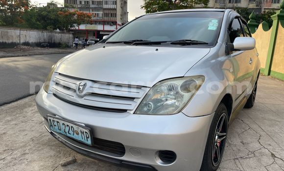 Buy Used Toyota IST Silver Car in Maputo in Maputo