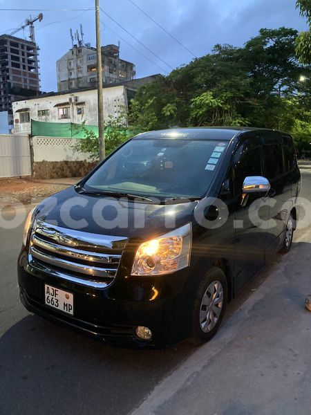 Big with watermark toyota noah maputo maputo 33420