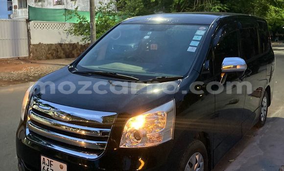 Comprar Usado Toyota Noah Preto Carro em Maputo em Maputo Comprar Usado Toyota Noah Preto Carro em Maputo em Maputo