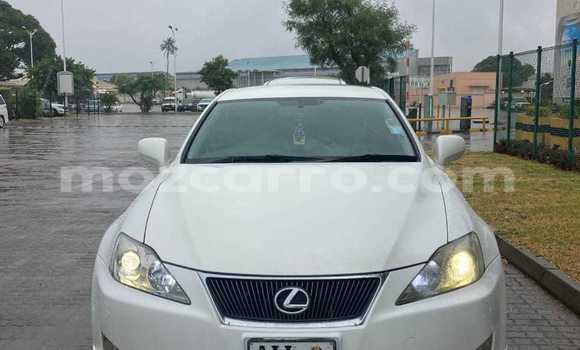 Comprar Usado Lexus IS Branco Carro em Maputo em Maputo