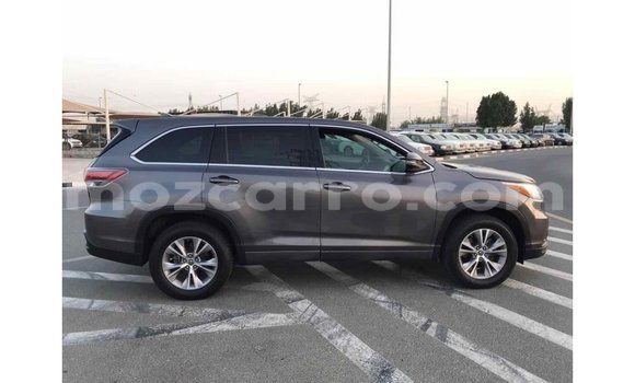 Comprar Importar Toyota Highlander De outros Carro em Import - Dubai em Cabo Delgado Comprar Importar Toyota Highlander De outros Carro em Import - Dubai em Cabo Delgado