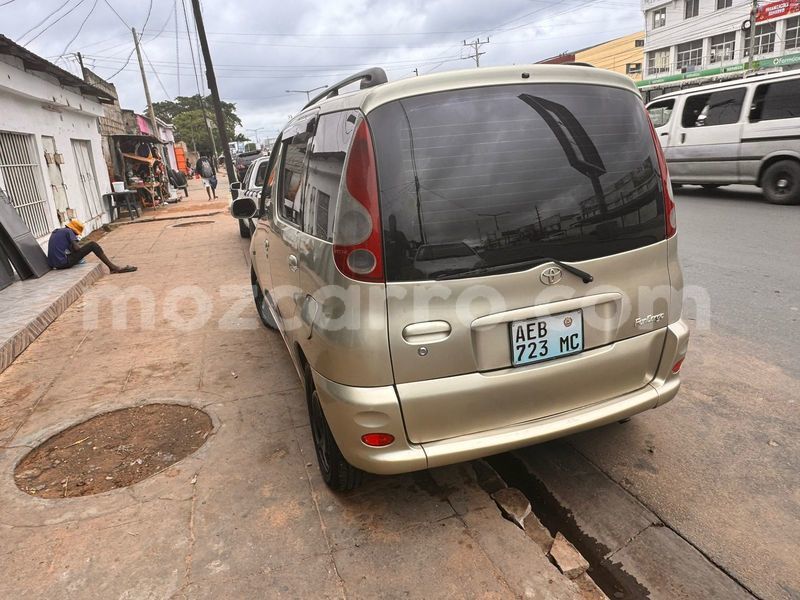 Big with watermark toyota funcargo maputo maputo 33442